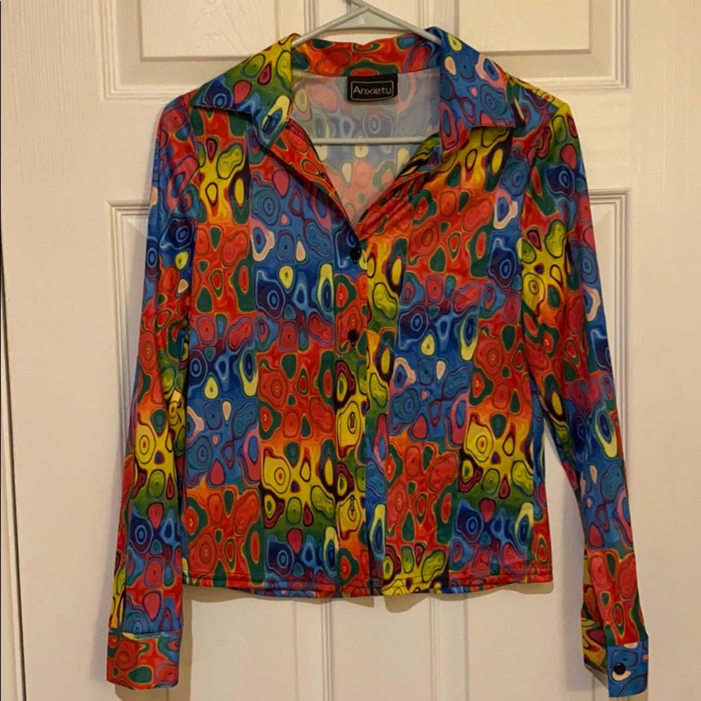 A 70’s trippy hippie blouse colorful